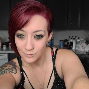 Meet your Posher, Brenda